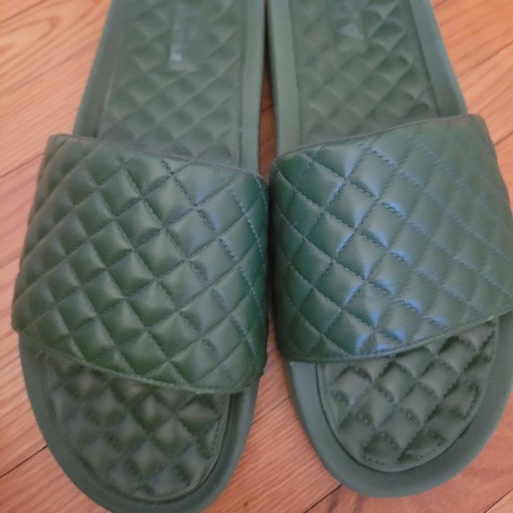 APL LUSSO MENS SLIDE - Picture 1 of 6